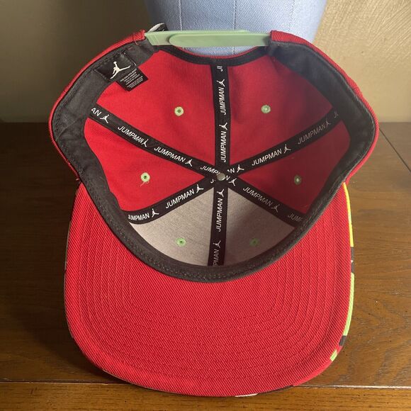 Air Jordan Hat Men Red Hare Space Jam Jumpman Snap Back Cap New - Picture 8 of 10
